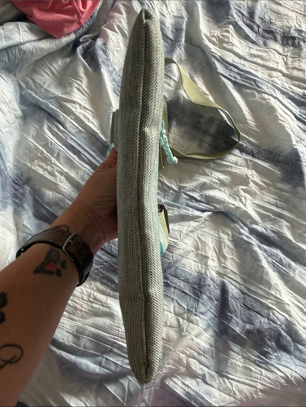Dakine Mint Green and Teal Crossbody Bag - Picture 7 of 10